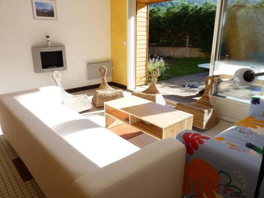 Maison Lumineuse Et Spacieuse Avec Terrain 拉布尔布勒 外观 照片